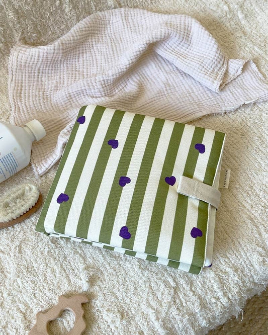 Matelas à langer de voyage Stripe & Love